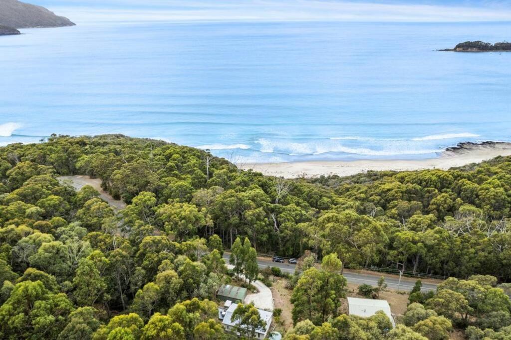 High View House - Views Over Pirates Bay *